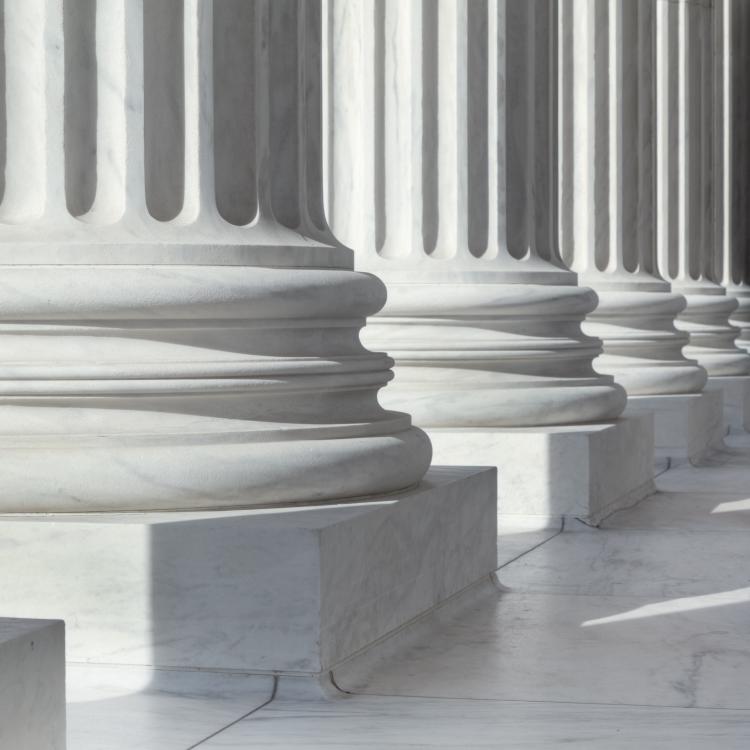 court columns